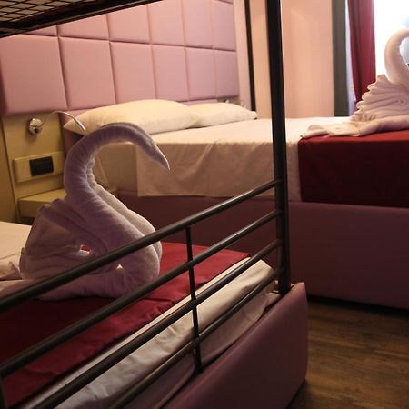 Dolce Vita Rooms เนเปิลส์ ภายนอก รูปภาพ