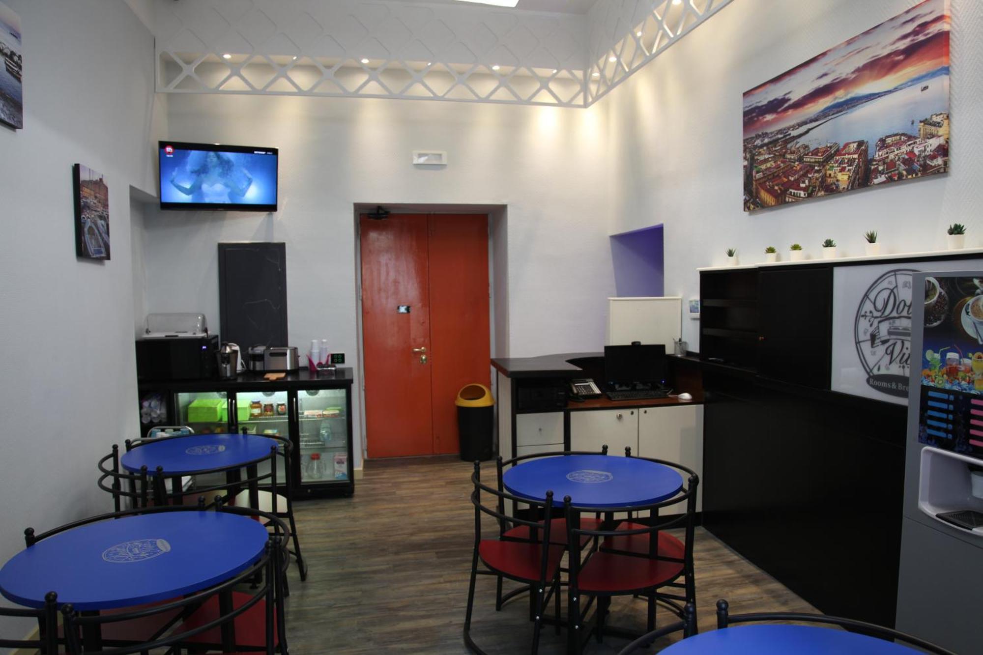 Dolce Vita Rooms เนเปิลส์ ภายนอก รูปภาพ