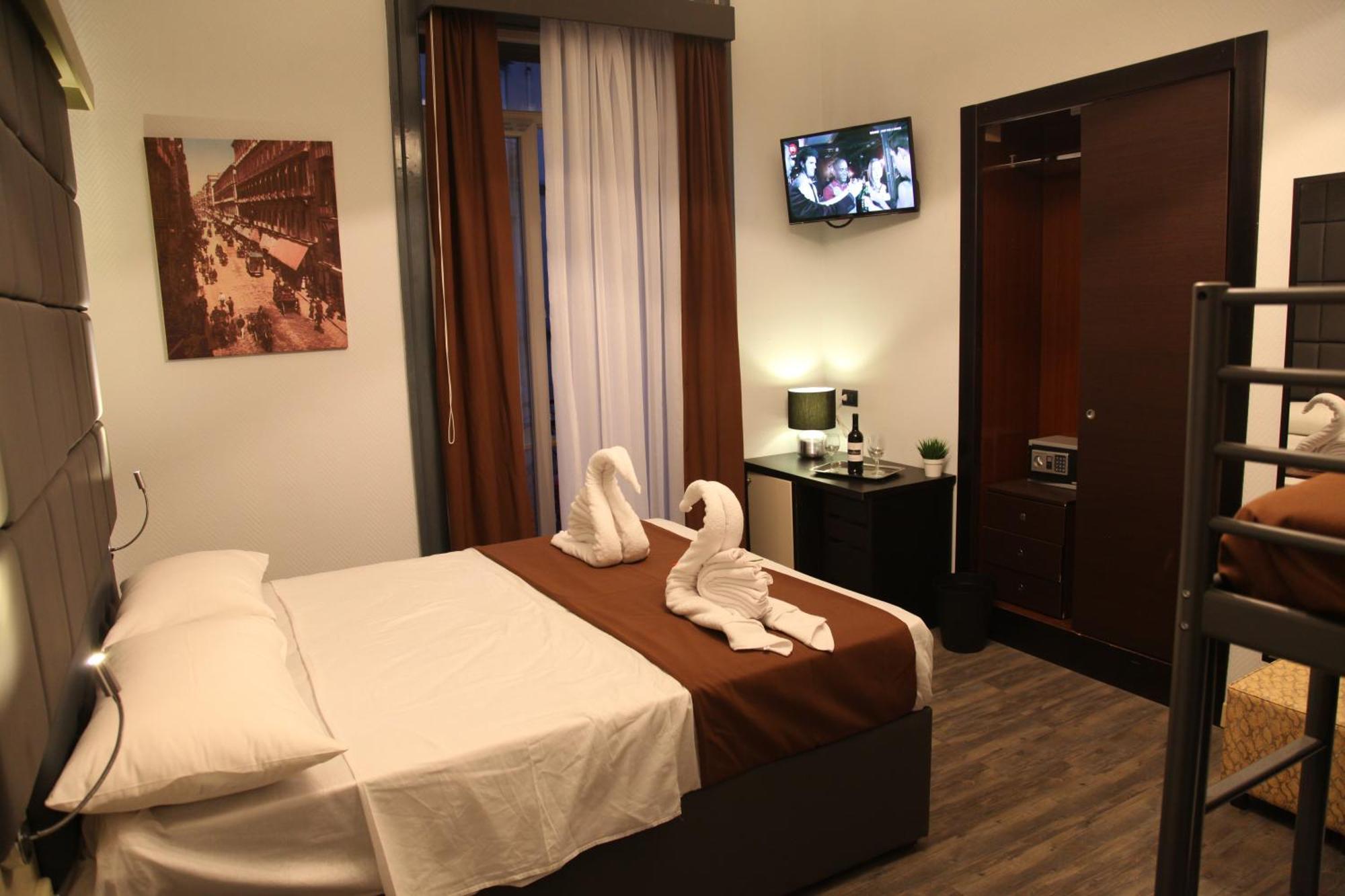 Dolce Vita Rooms เนเปิลส์ ภายนอก รูปภาพ