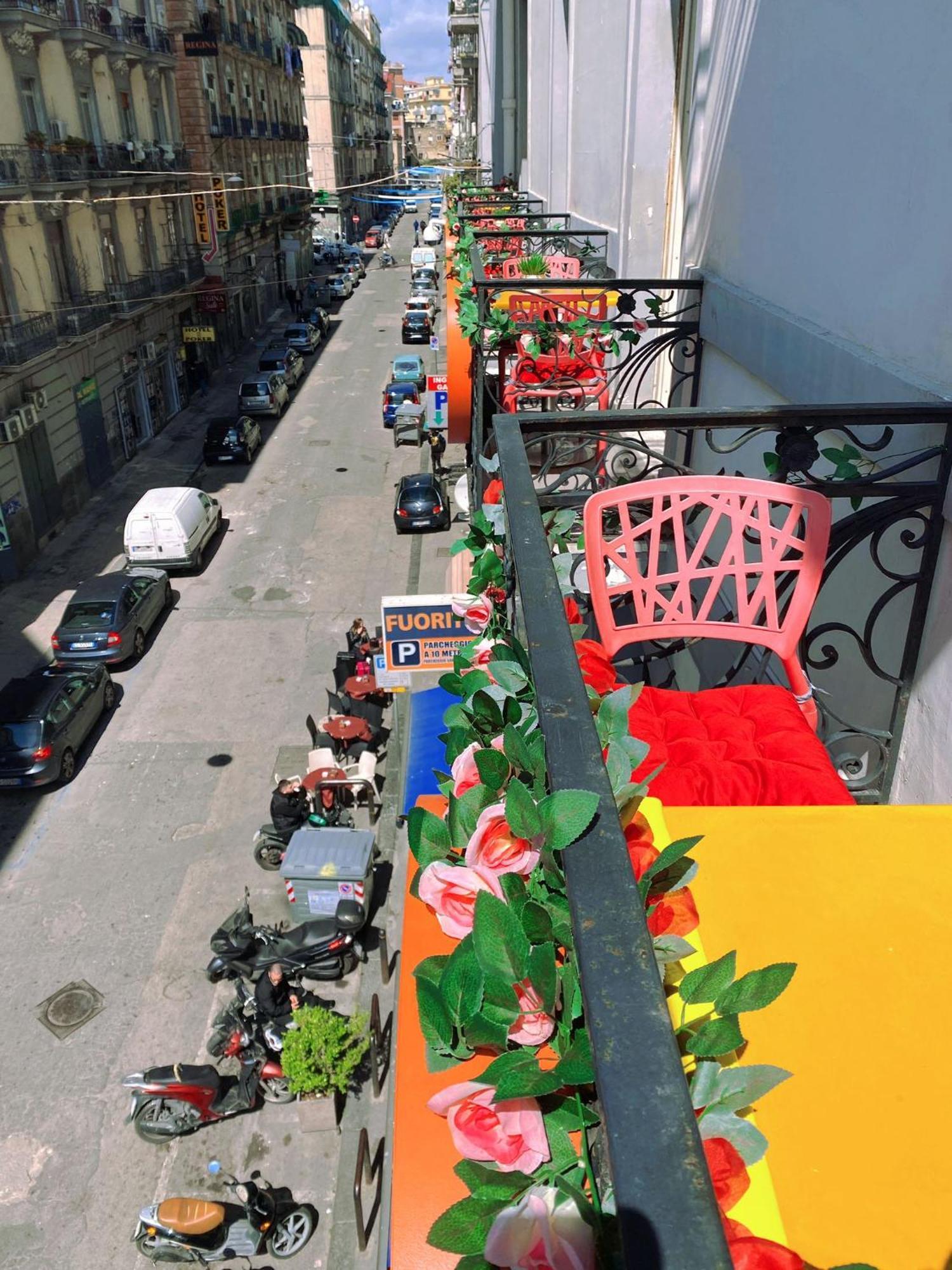 Dolce Vita Rooms เนเปิลส์ ภายนอก รูปภาพ